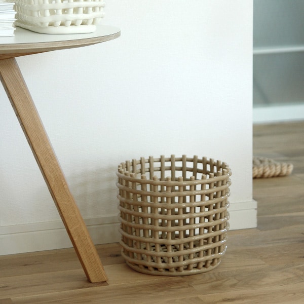 【国内在庫あり】ferm LIVING (ファームリビング) Ceramic Basket (セラミックバスケット) Large オフホワイト/カシミア/エメラルドグリーン 北欧/ポット/鉢カバー/かご/小物収納/インテリア/日本正規代理店品