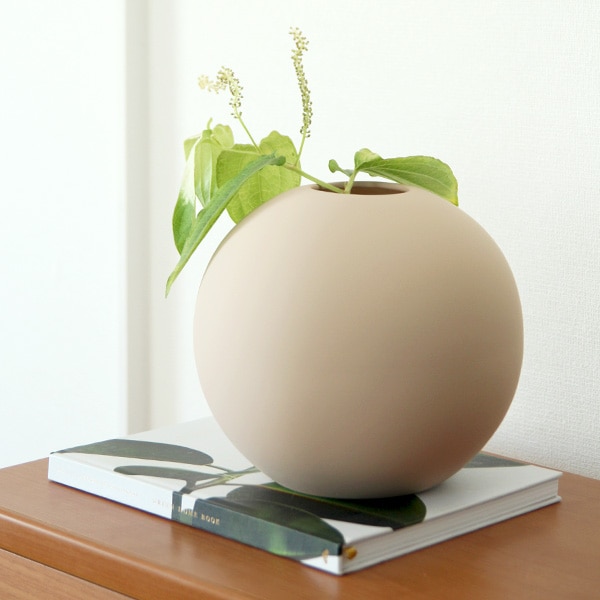 Cooee Design (クーイーデザイン) Ball Vase (ボールベース) 20cm ホワイト/サンド/ブラッシュ/グレー/ブラック 北欧/インテリア/花瓶/日本正規代理店品