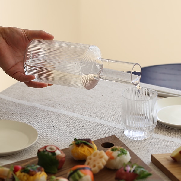 【フロスト：国内在庫あり】ferm LIVING (ファームリビング) Ripple Carafe (リップル カラフェ) クリア/スモークグレー/フロスト 北欧/インテリア/日本正規代理店品