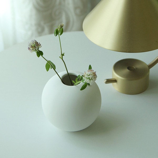 Cooee Design (クーイーデザイン) Ball Vase (ボールベース) 10cm ホワイト/サンド/ブラッシュ/グレー/ブラック 北欧/インテリア/花瓶/日本正規代理店品【送料無料キャンペーン】